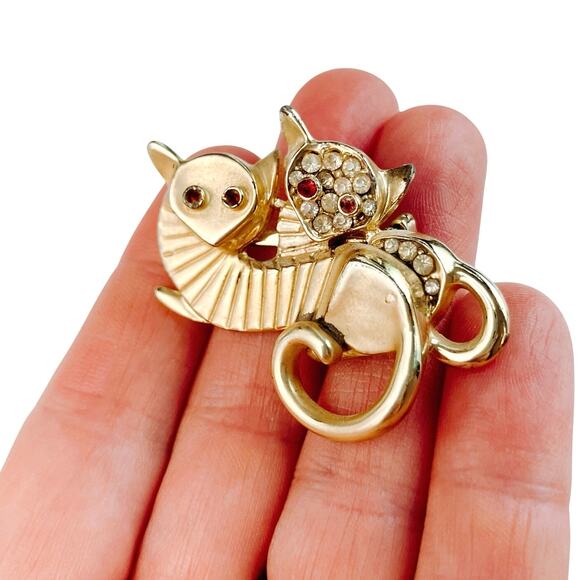 VTG Brooch Rhinestone Twin Cat Mid Century Quirky Figural Jewelry Gold Tone Pin - Picture 4 of 11